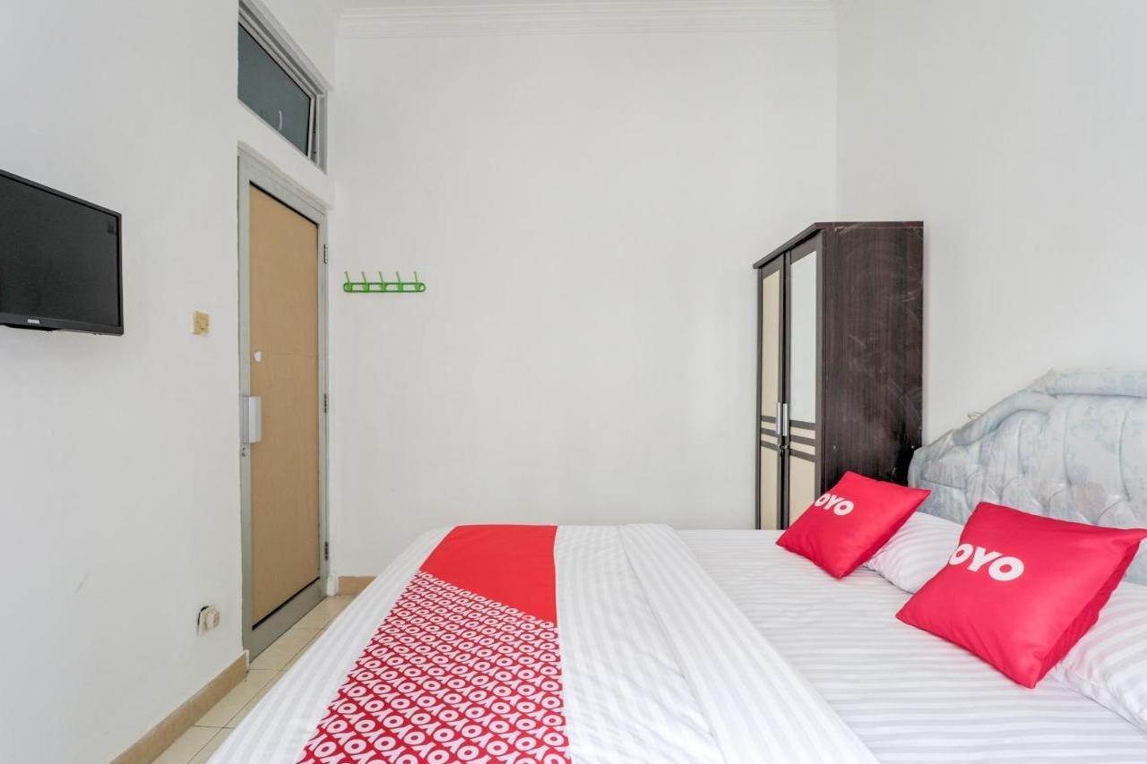 Oyo 2997 Grand Suites Palace 2 Sindanglaya Екстер'єр фото