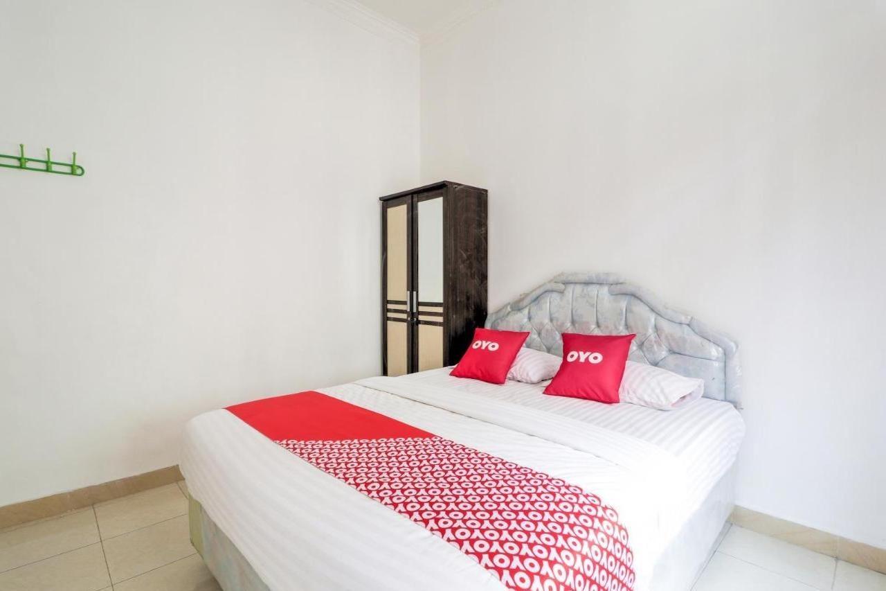 Oyo 2997 Grand Suites Palace 2 Sindanglaya Екстер'єр фото